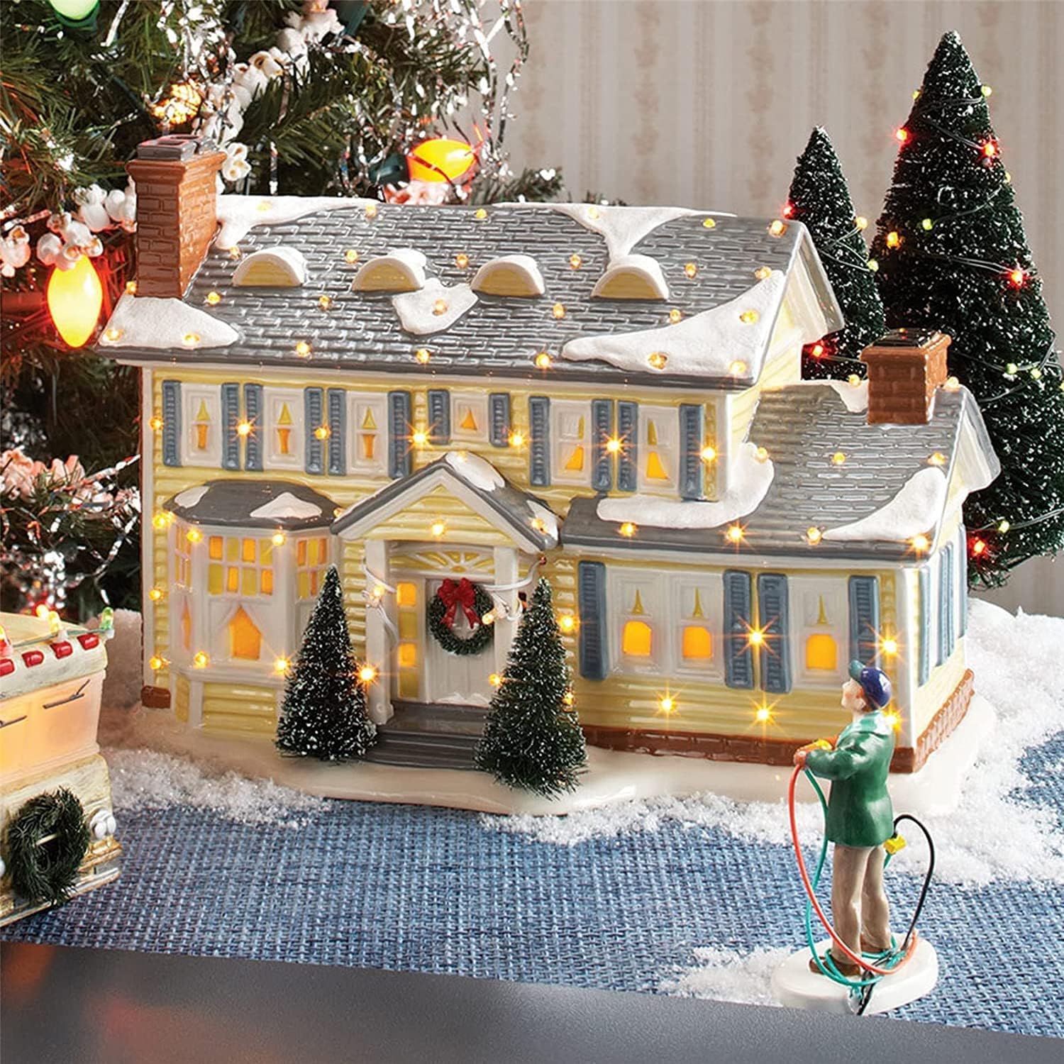 Lighted Christmas Village Building U198