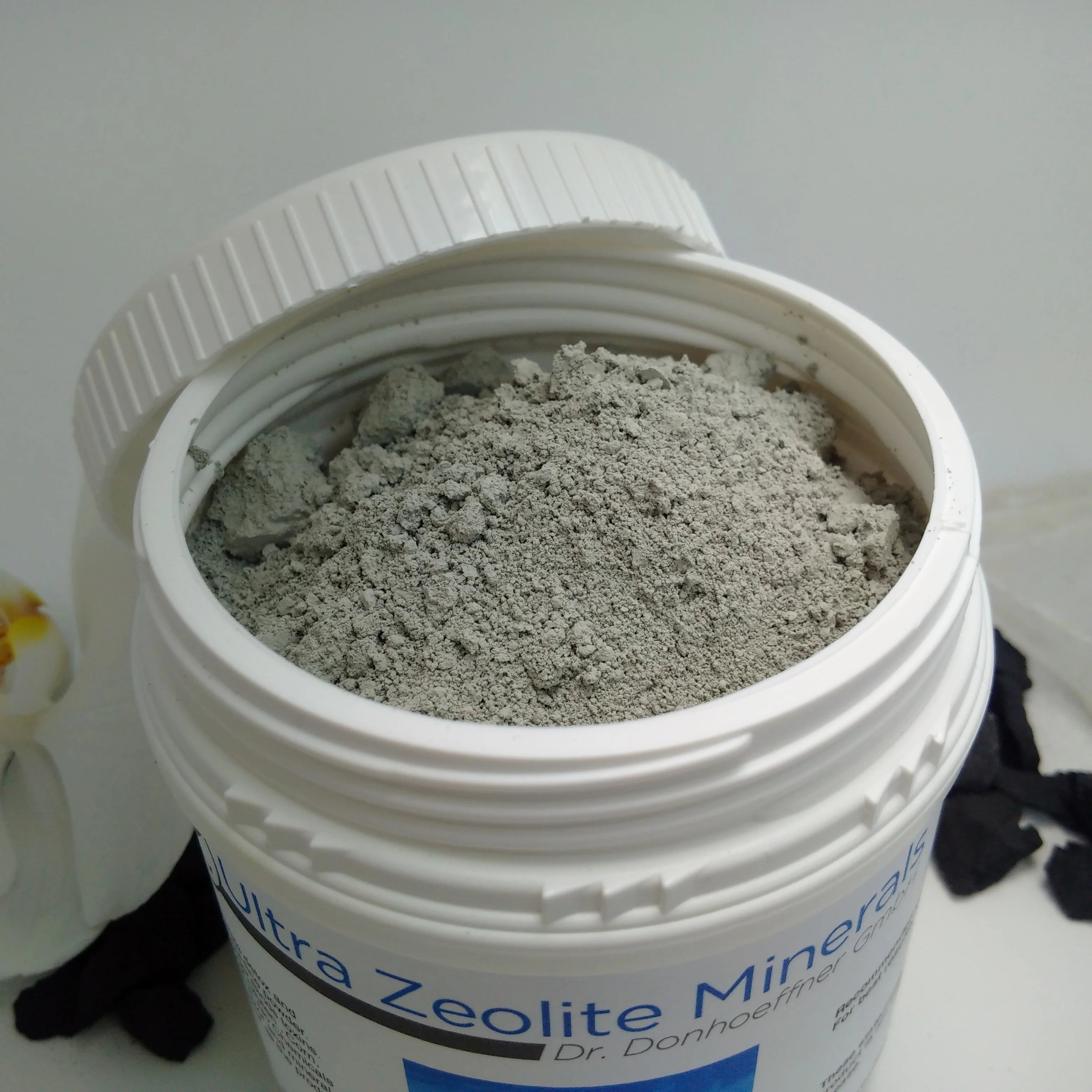 Zeolite Minerals J5628