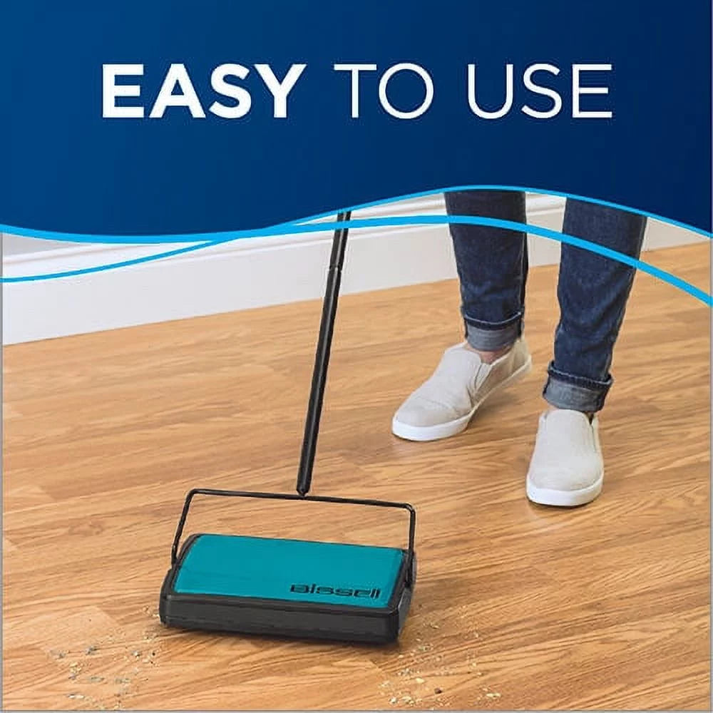 Compact Manual Carpet Sweeper P7324