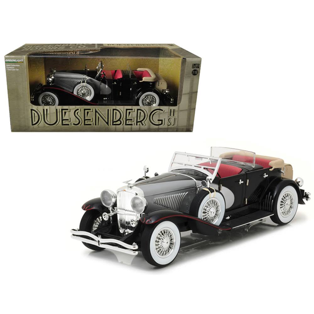 Black and Silver 1/18 Diecast Model Car A925