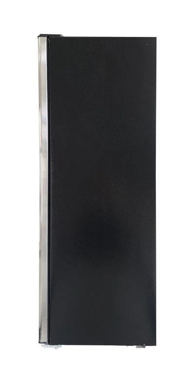 6.5 Cu. ft. Upright Freezer Q8932