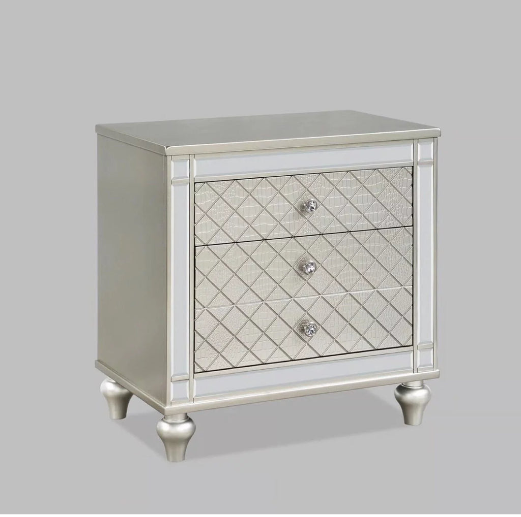 Gray Fabric Queen Size Bed and Nightstand Set C6418