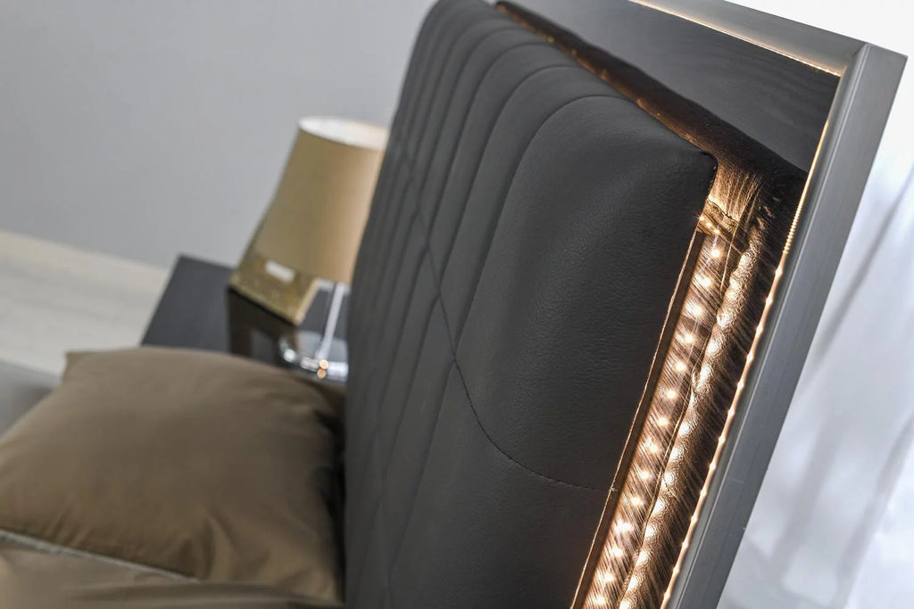 Gloss Grey Queen Bed with LED Light Q833