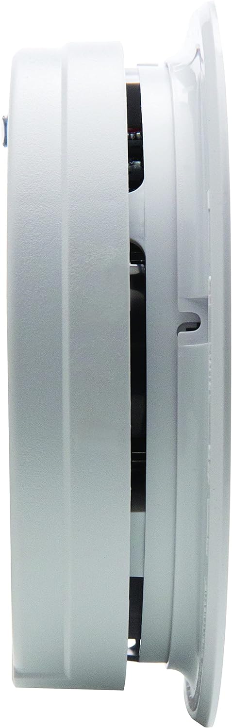 Hardwired Smoke Detector with 9-Volt Battery Backup A9914