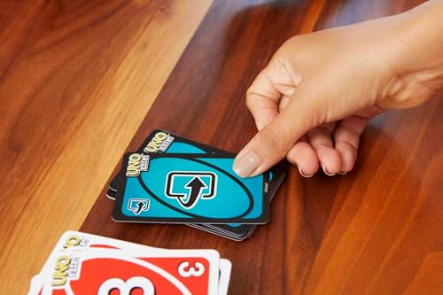 UNO Card Game in Collectible Storage Tin O5014