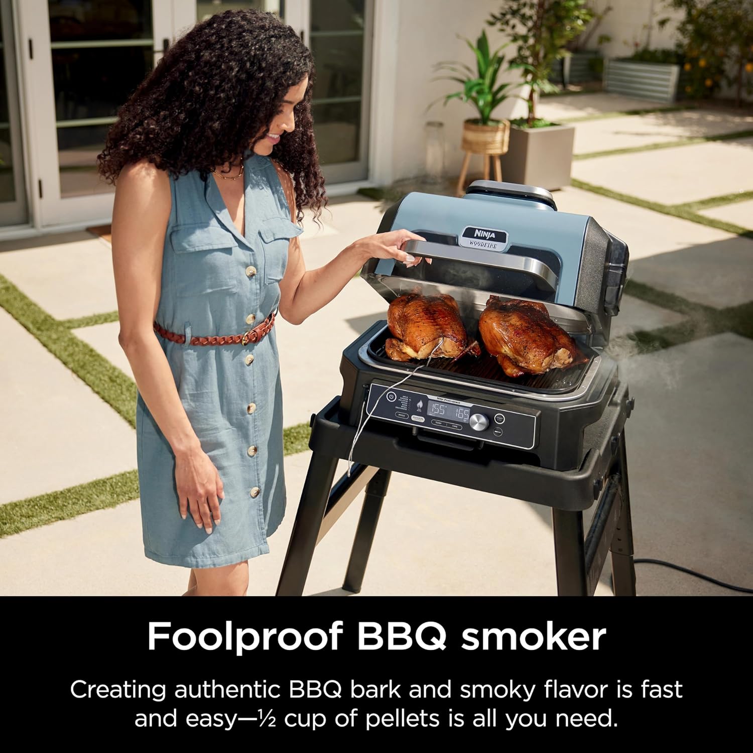 Black Outdoor Grill & Smoker N45942