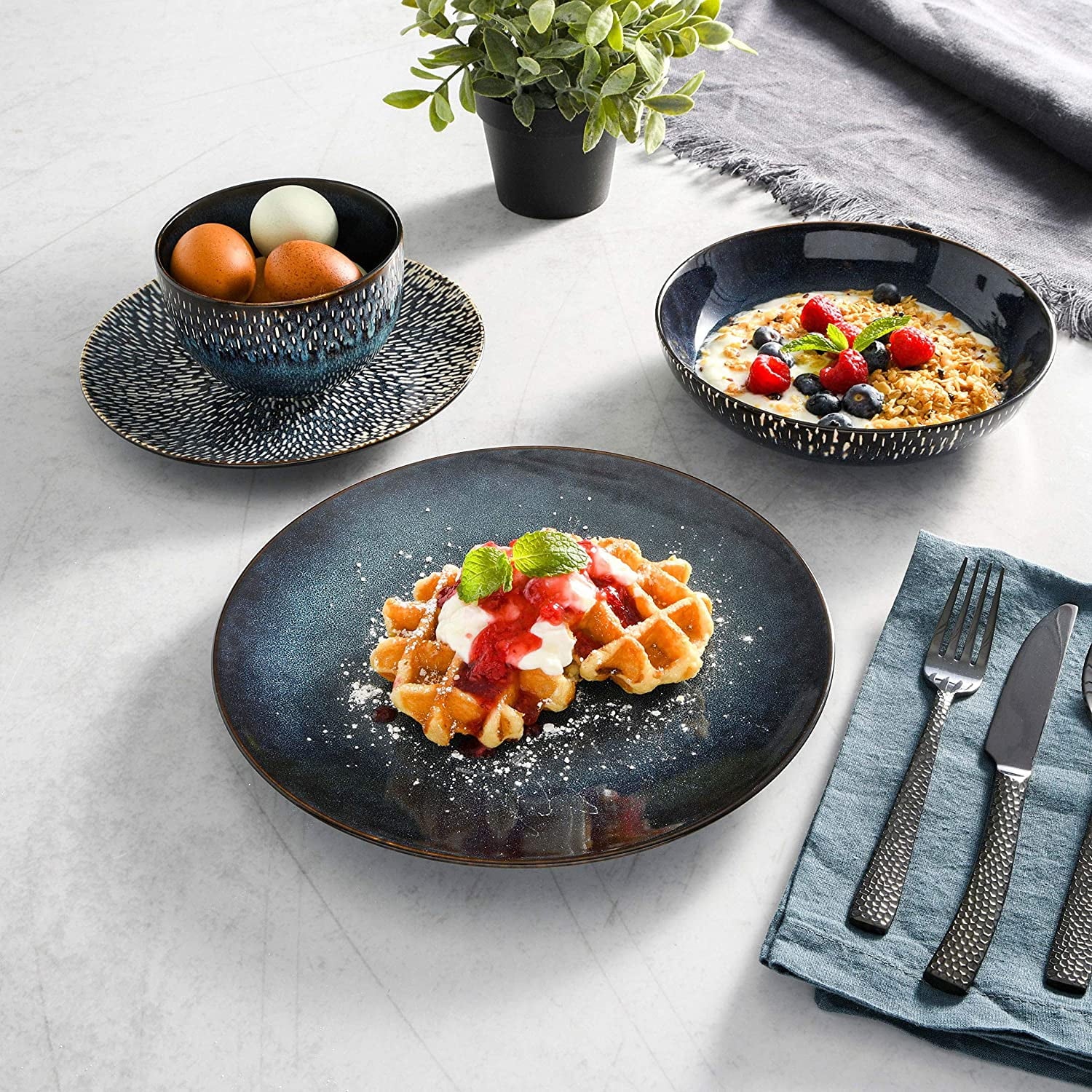16-Piece Dinnerware Set Cobalt L22156