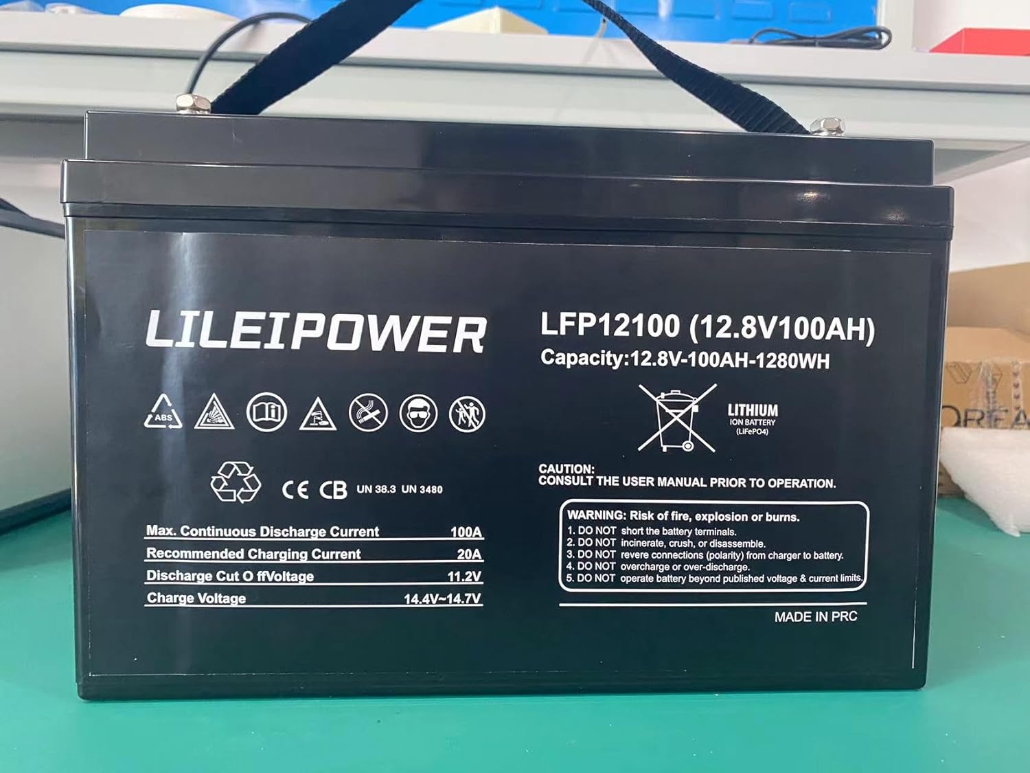 12.8V 100Ah LiFePO4 Battery with 100A BMS V6571