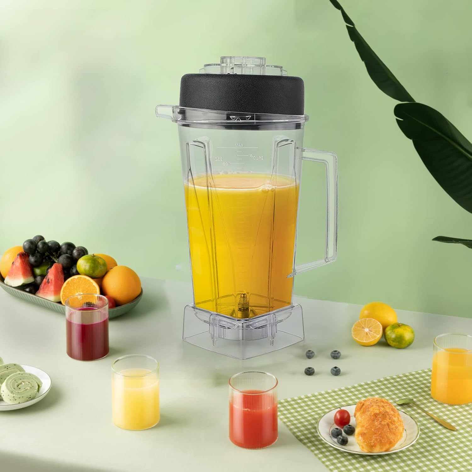64 oz Blender Pitcher with Blade and Lid C33306
