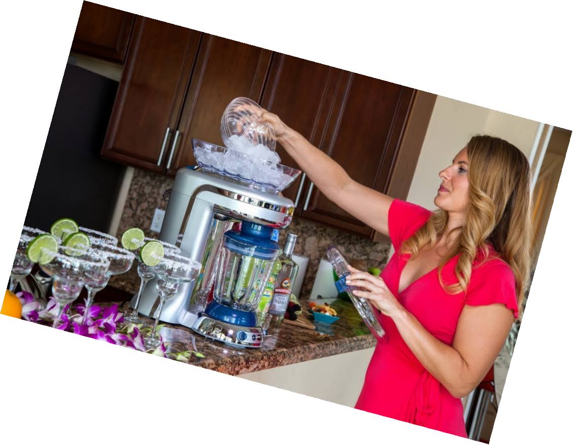 Frozen Concoction Maker with Easy Pour Jar and XL Ice Reservoir R115