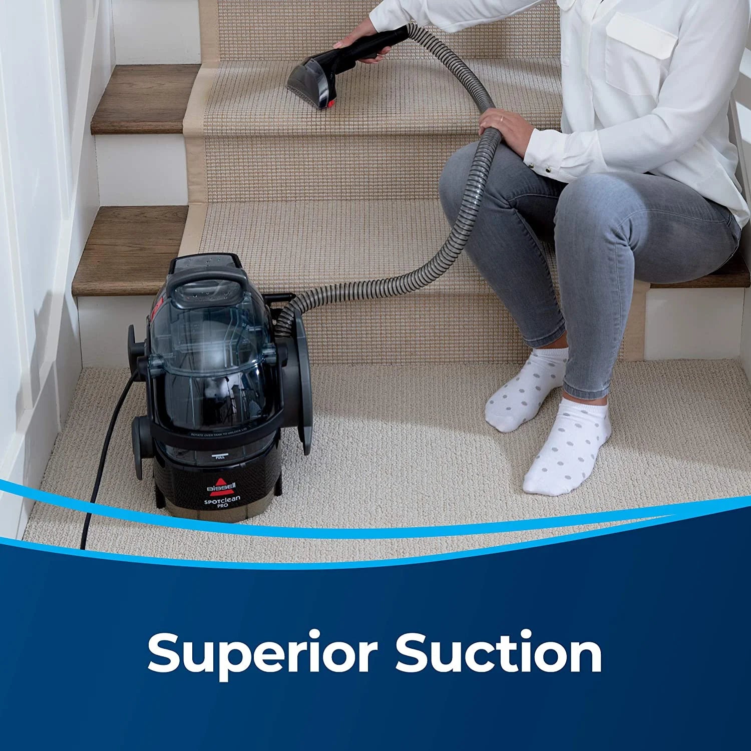 Black Portable Carpet Cleaner I2052