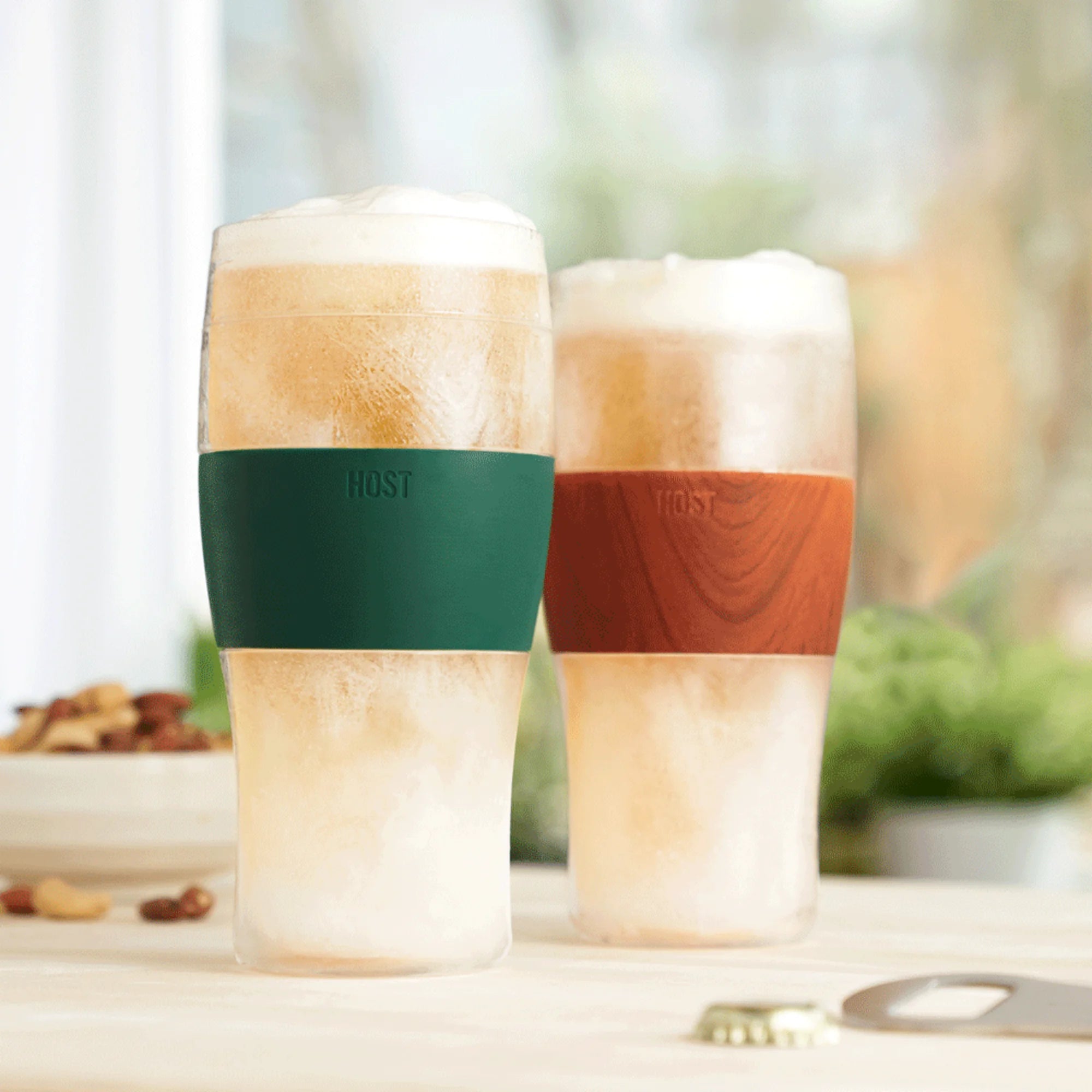 Green Double Walled Insulated Plastic Pint Glasses X7754